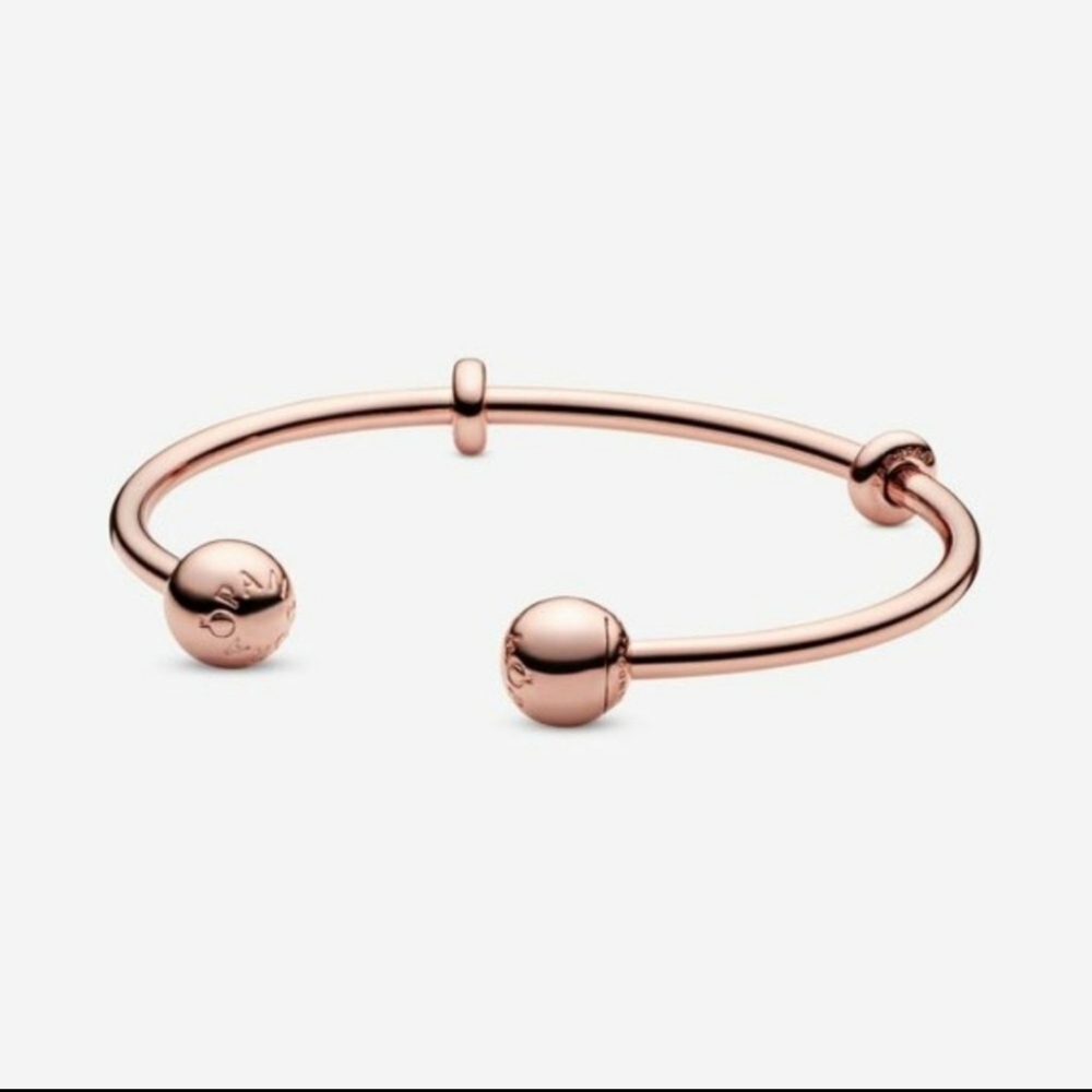 Pandora rose gold bangle nwt
